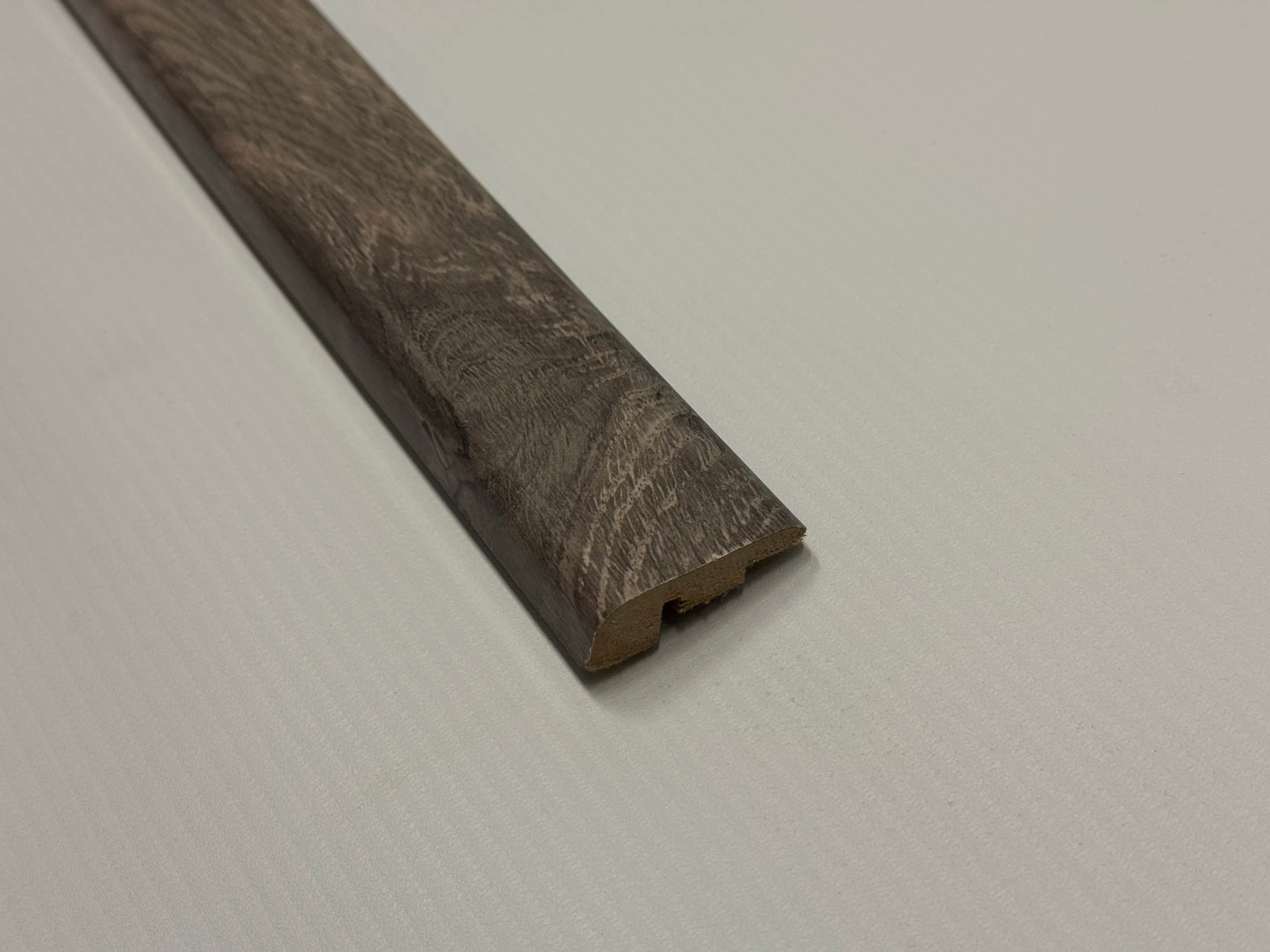 LAYPRO Grey Oak end profile 2.4 metres
