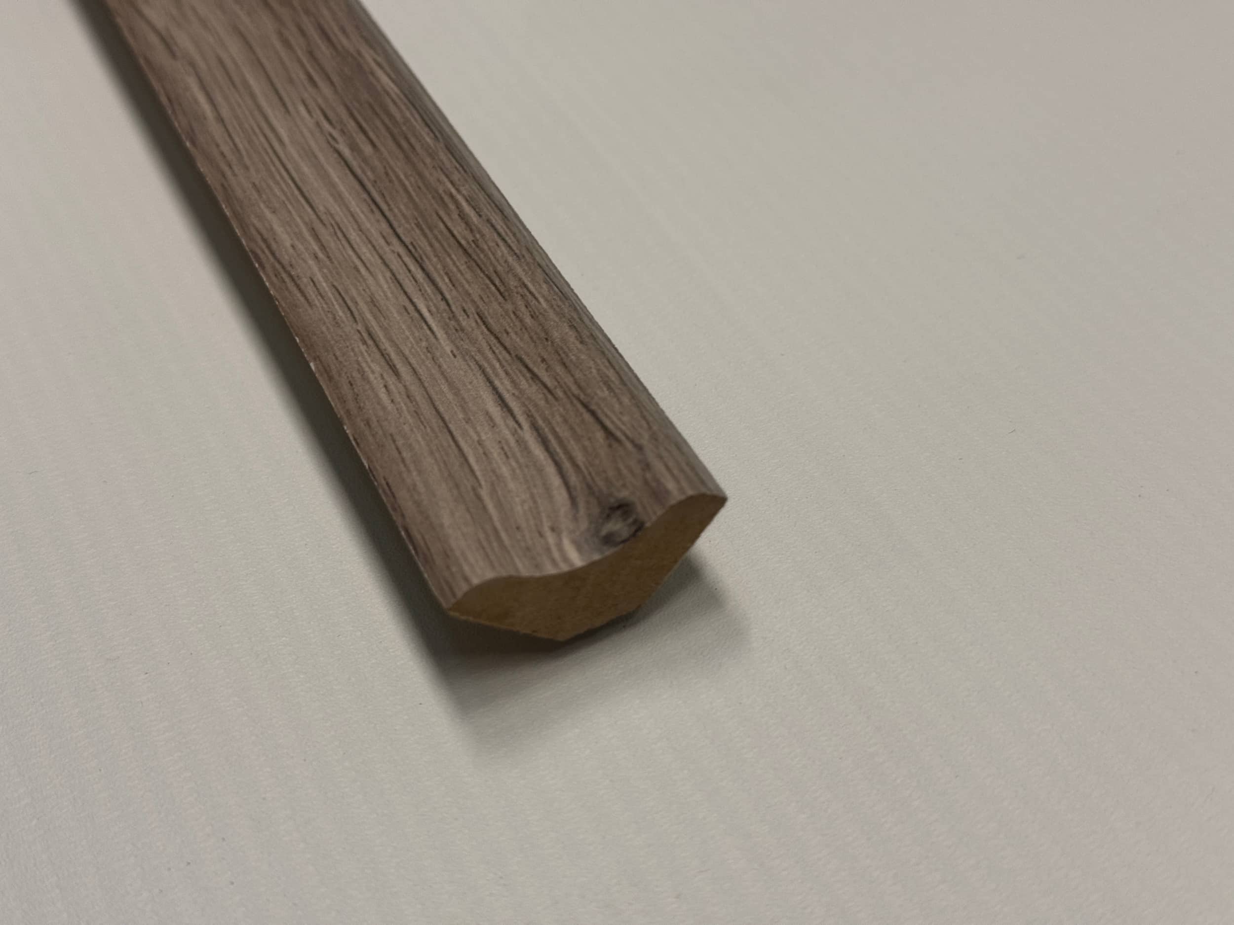 LAYPRO Grey Oak laminate scotia 2.4 metres