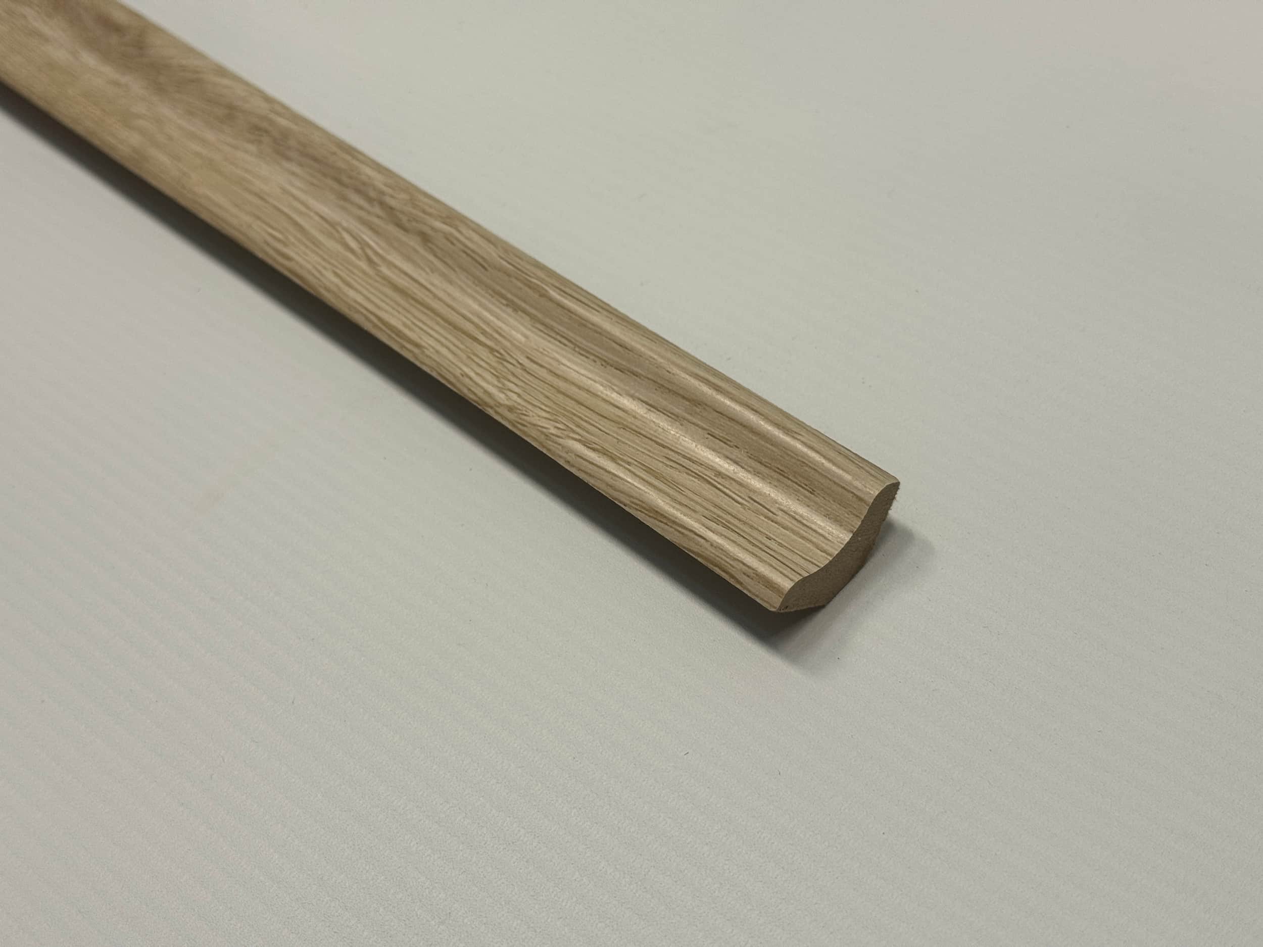 LAYPRO Ivory Oak laminate scotia 2.4 metres