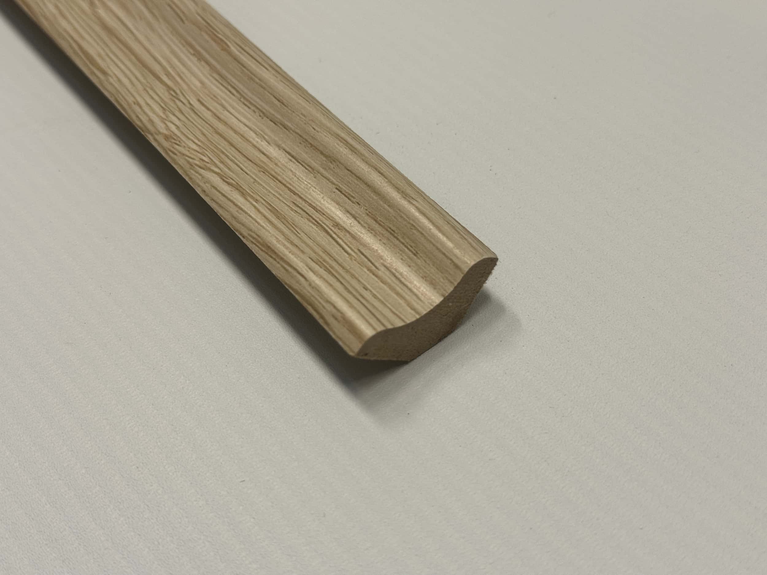 LAYPRO Ivory Oak laminate scotia 2.4 metres