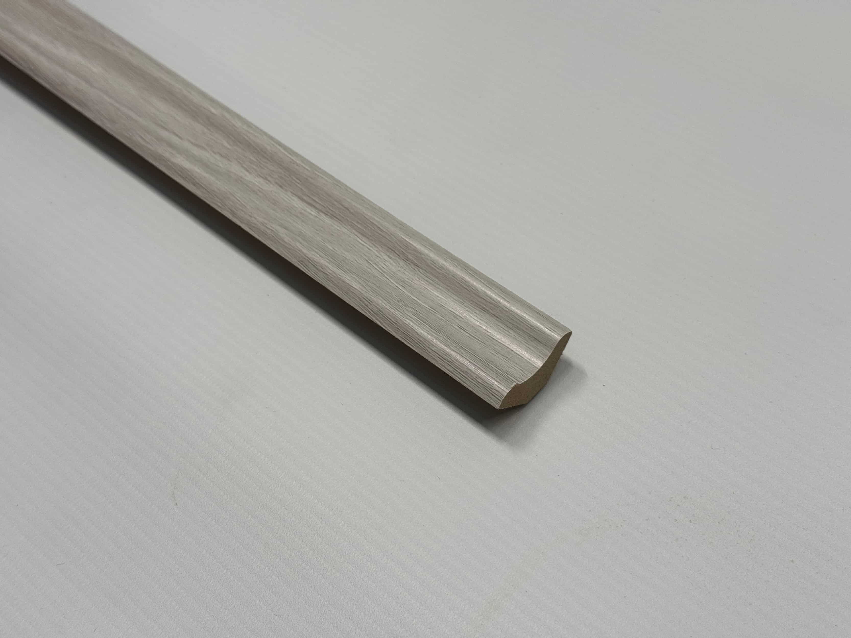 LAYPRO White Oak laminate scotia 2.4 metres